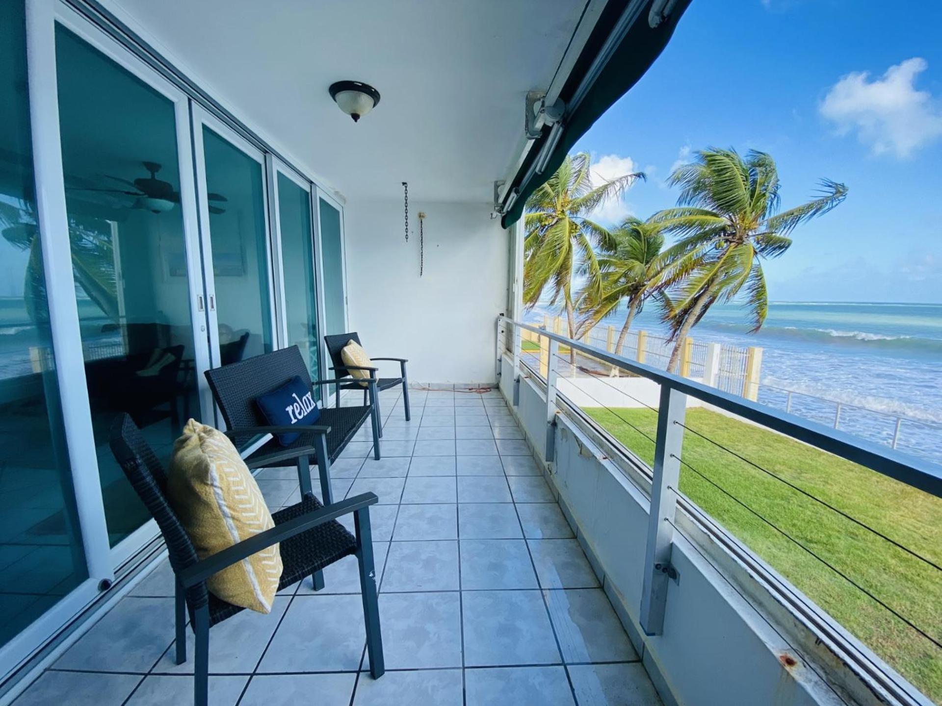 Oceanfront Condo In Luquillo Exterior photo