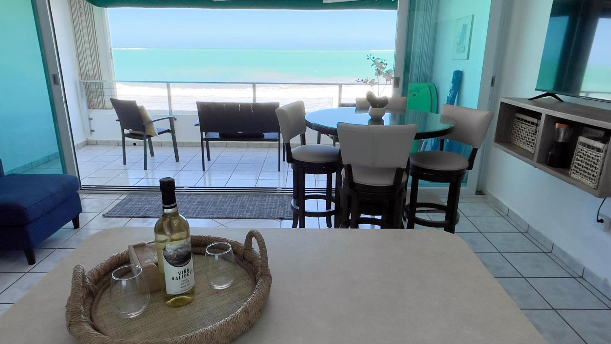 Oceanfront Condo In Luquillo Exterior photo